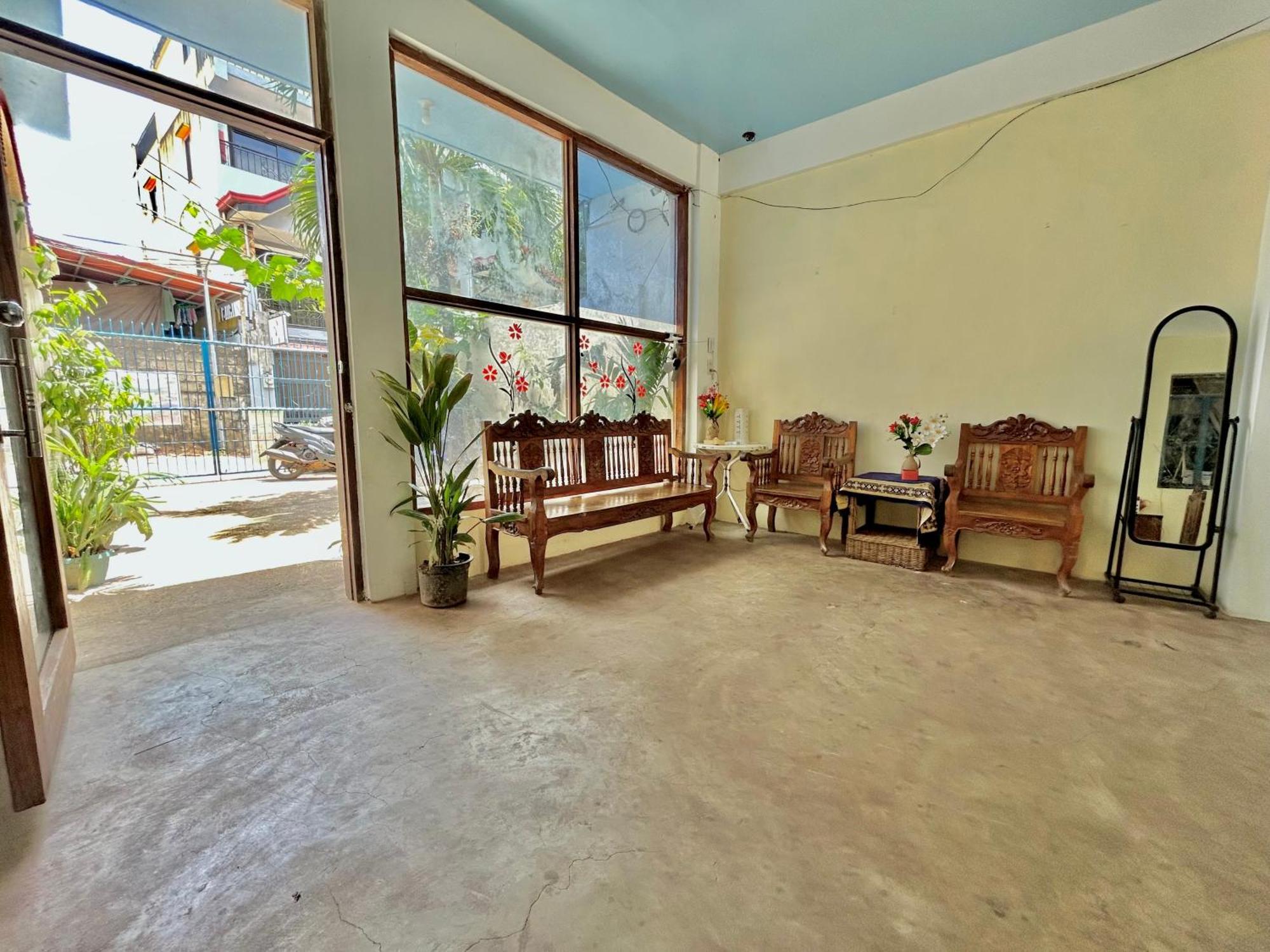 Carillo Guest House Coron Buitenkant foto
